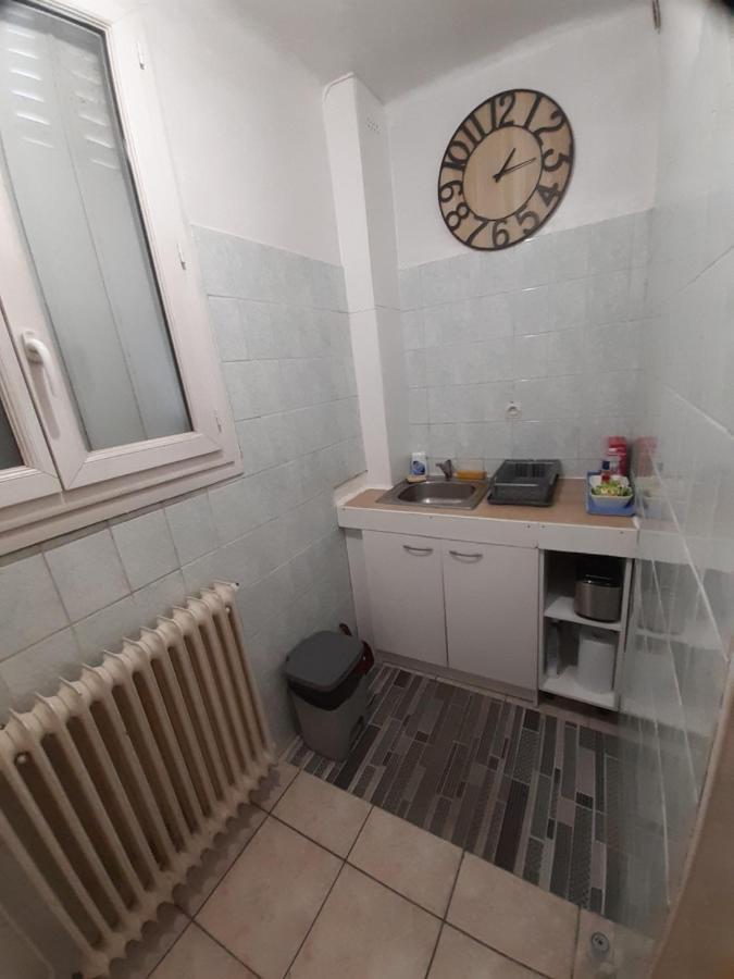 Appartement AAD1 Clamart 200 m du Tramway T6 st pavé blc avec cuisine séparée Extérieur photo