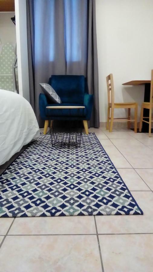 Appartement AAD1 Clamart 200 m du Tramway T6 st pavé blc avec cuisine séparée Extérieur photo